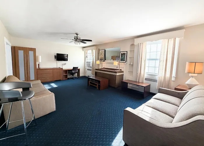 Hotel Majestic & 3*